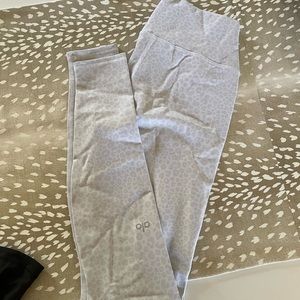 Sold Alo high rise leggings. Full length. Gray cheetah print. Worn once